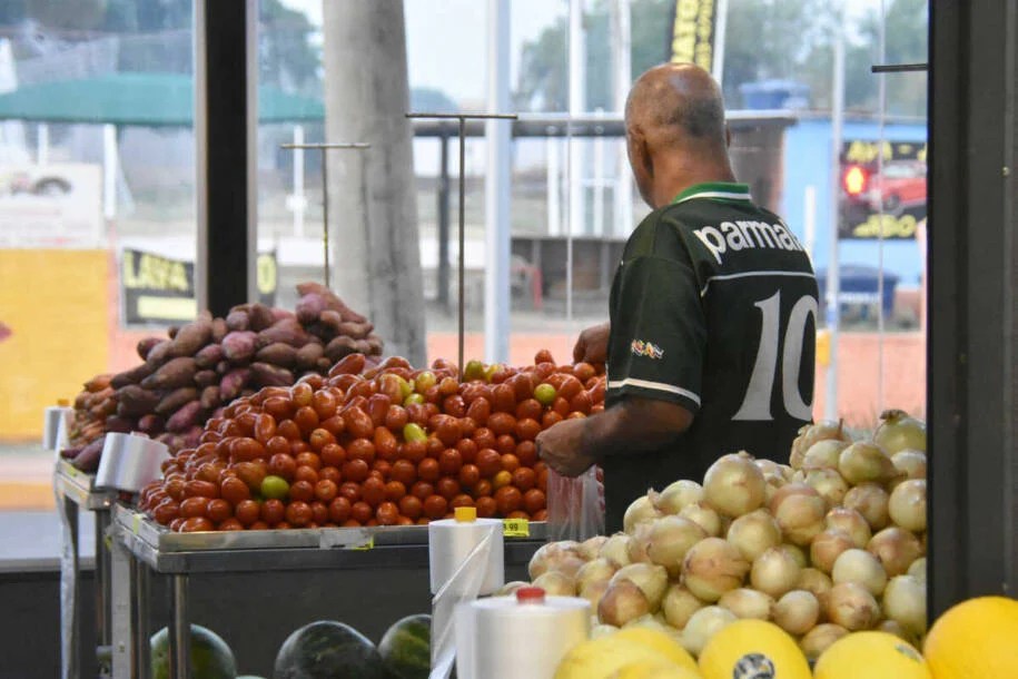 Guerra no Oriente Médio eleva preços de alimentos e combustíveis em Campo Grande