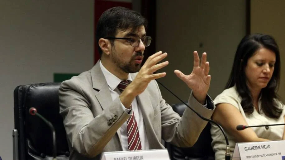 Guilherme Mello é indicado para Petrobras e gera cautela no mercado financeiro