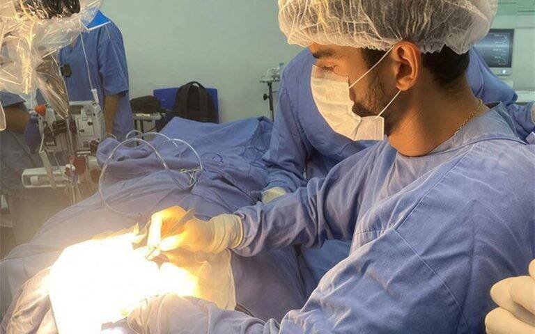 Hospital Universitário Lauro Wanderley da UFPB realiza cirurgias inovadoras para perda auditiva