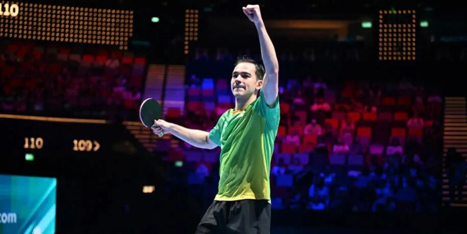 Hugo Calderano vence Alexis Lebrun e avança para semifinal da Copa do Mundo