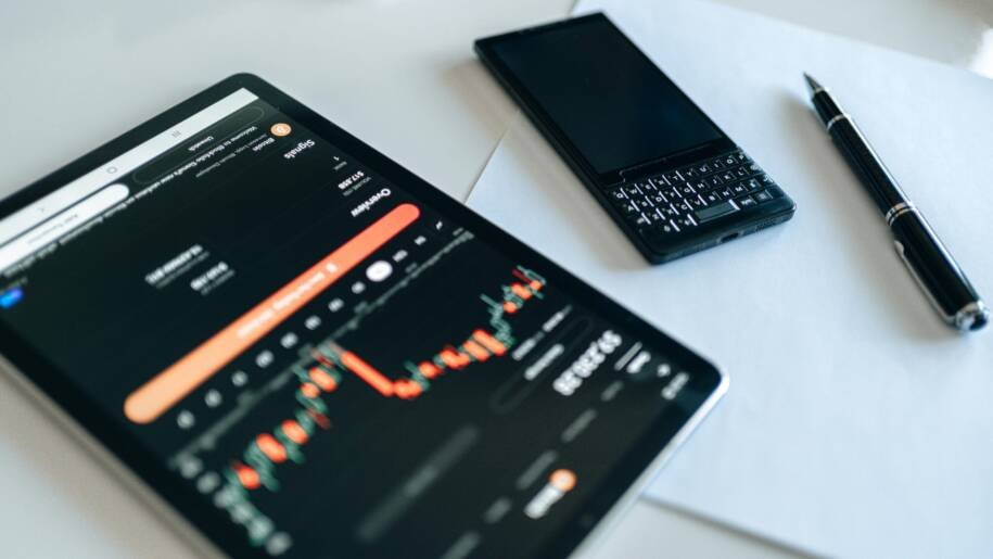 Ibovespa despenca para 189.579 pontos e estrangeiros retiram R$ 5 bilhões