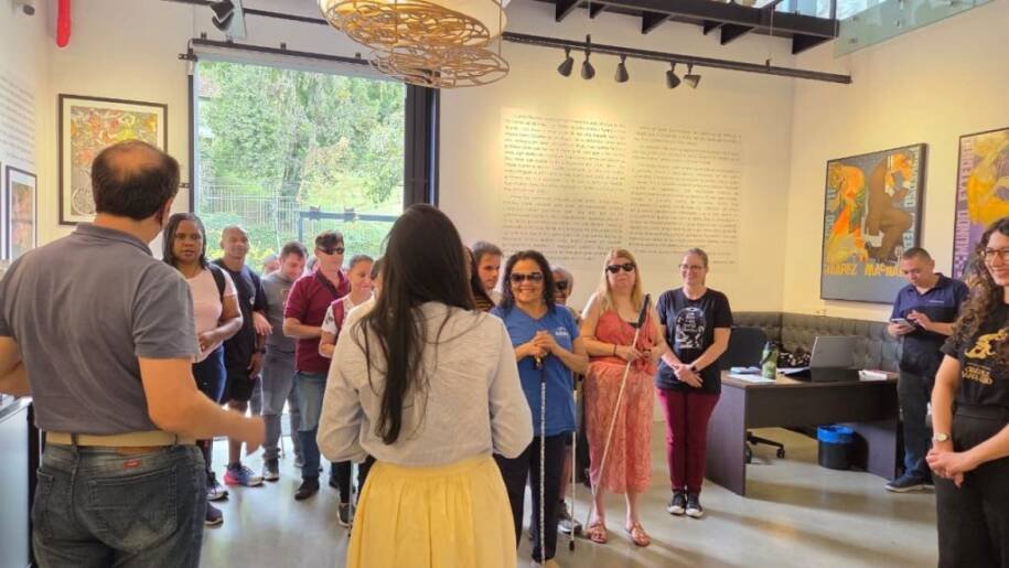 Instituto Internacional Juarez Machado promove inclusão com visita da Ajidevi