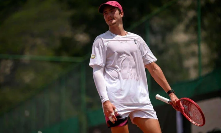 João Fonseca avança no ATP e Brasil brilha com duas jogadoras no top 10 da ITF