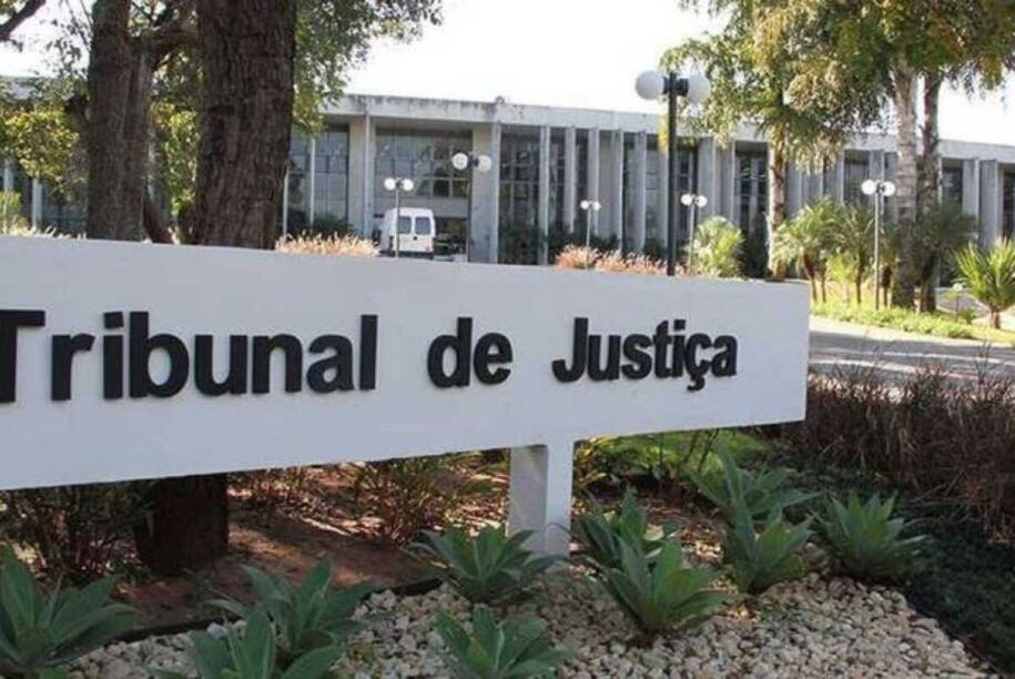 João Vitor de Souza Mendes é condenado a 44 anos por mortes em Campo Grande