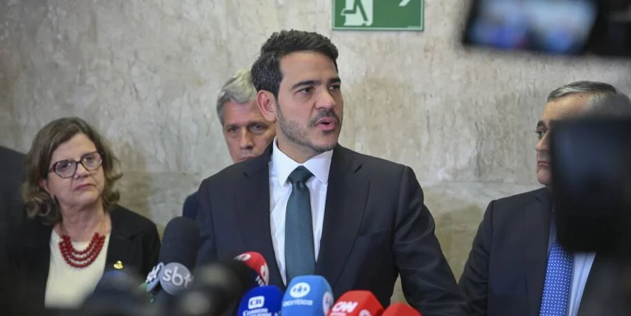 Jorge Messias é rejeitado pelo Senado para o STF e faz declaração surpreendente