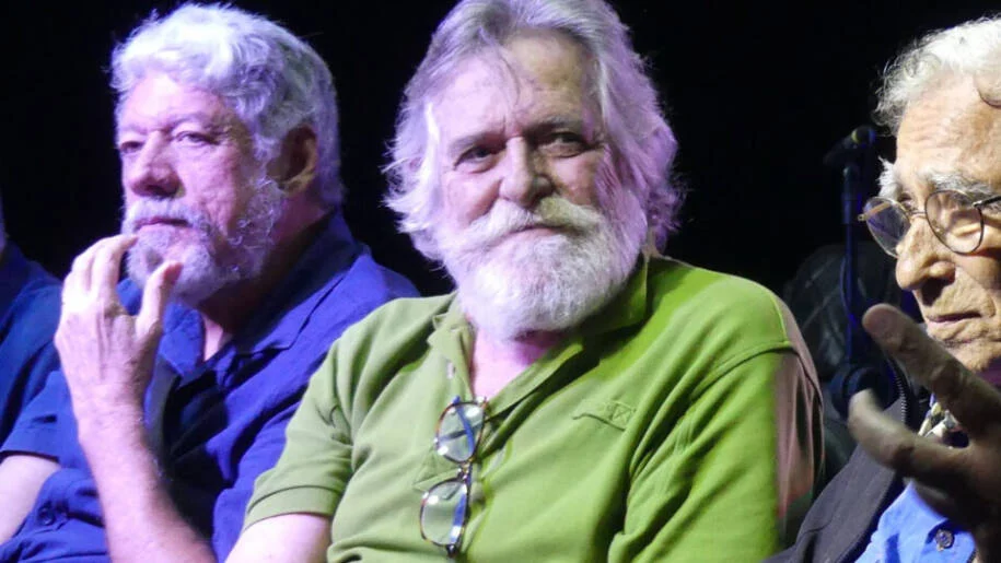 José de Abreu se lança pré-candidato a deputado federal e gera tensão no PT