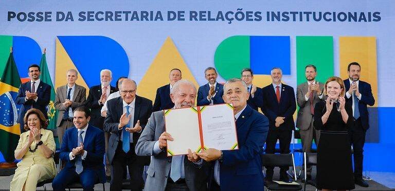 José Guimarães assume Secretaria de Relações Institucionais e gera expectativa