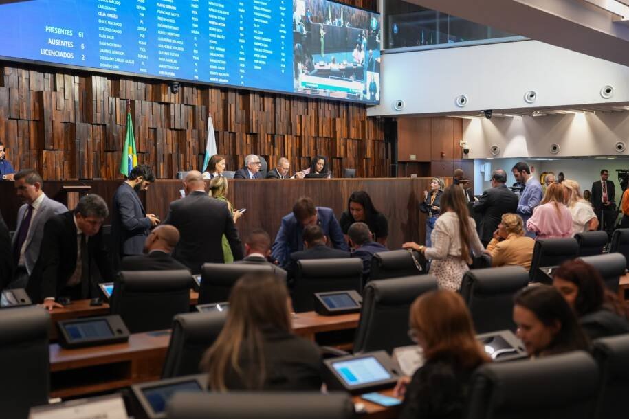 Justiça rejeita pedido de Luiz Paulo e mantém Couto como governador interino