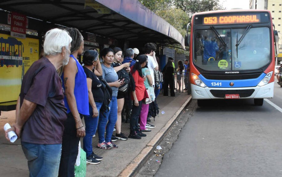 Luiz Inácio Lula da Silva propõe tarifa zero, mas empresas enfrentam aumento de custo