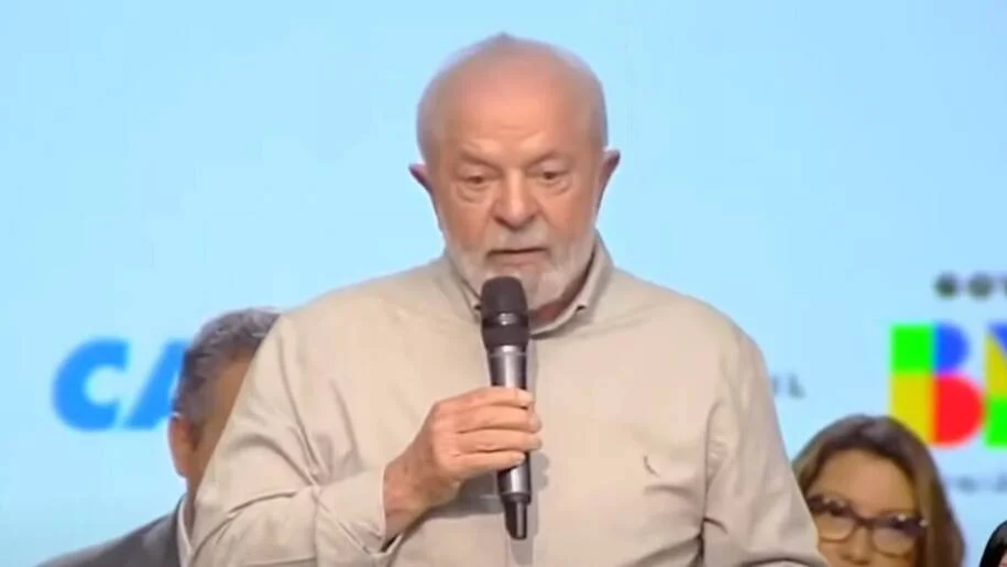 Lula acusa Bolsonaro e critica Moraes em escândalo do Banco Master
