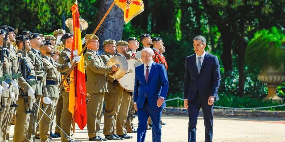 Lula alerta sobre endividamento das famílias com apostas digitais e big techs