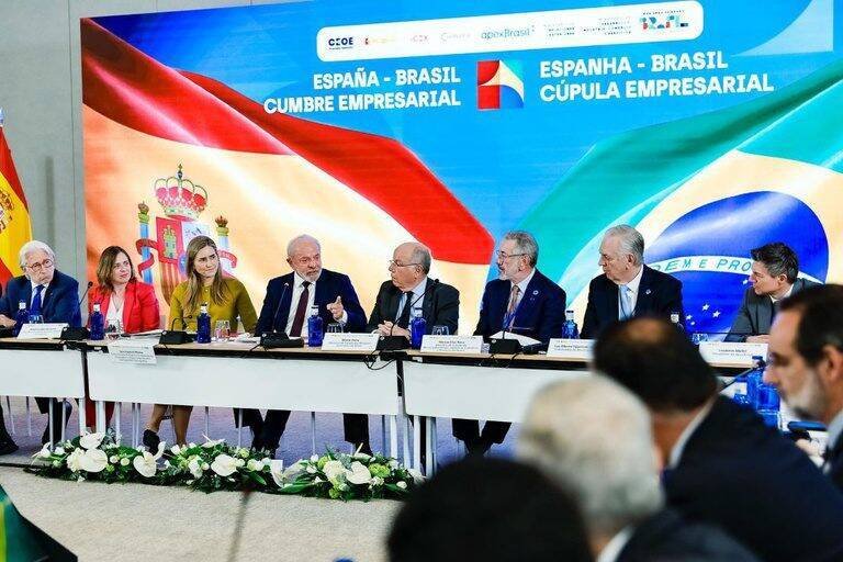 Lula convida empresários espanhóis a investir no Brasil antes de acordo bilionário