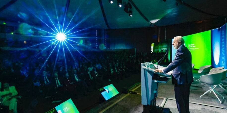 Lula critica EUA por 'guerra da insensatez' e alerta sobre preços de alimentos