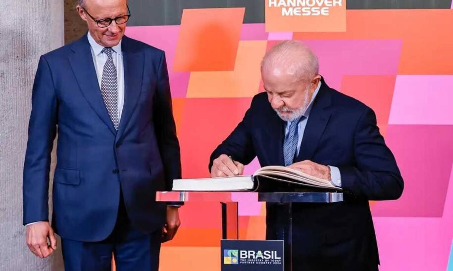 Lula defende Brasil como aliado da Europa na descarbonização e critica guerras