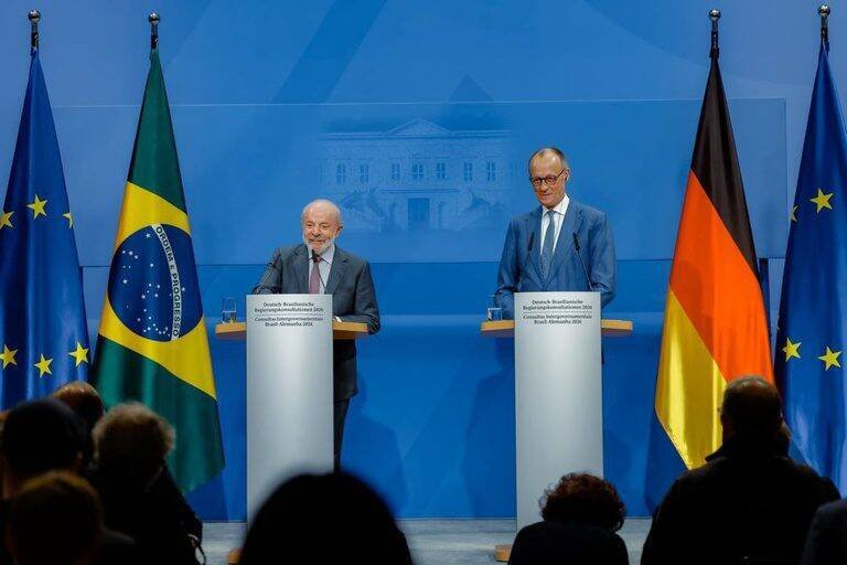 Lula e Friedrich Merz celebram acordo Mercosul-UE que beneficiará 720 milhões