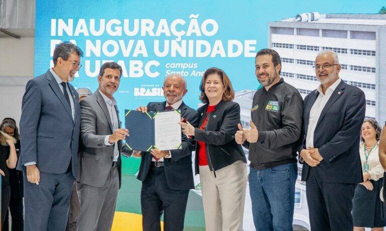 Lula entrega nova unidade da UFABC e destaca R$ 200 milhões em educação
