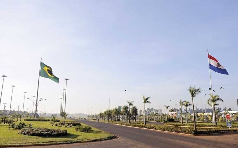 Lula promulga acordo que transforma a travessia da fronteira Brasil-Paraguai