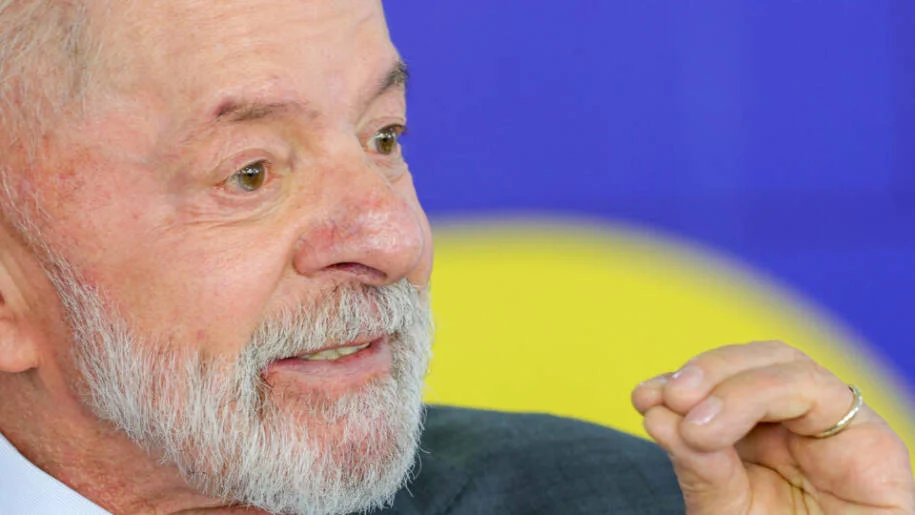 Lula reafirma candidatura em 2026 por compromisso cristão contra fascismo