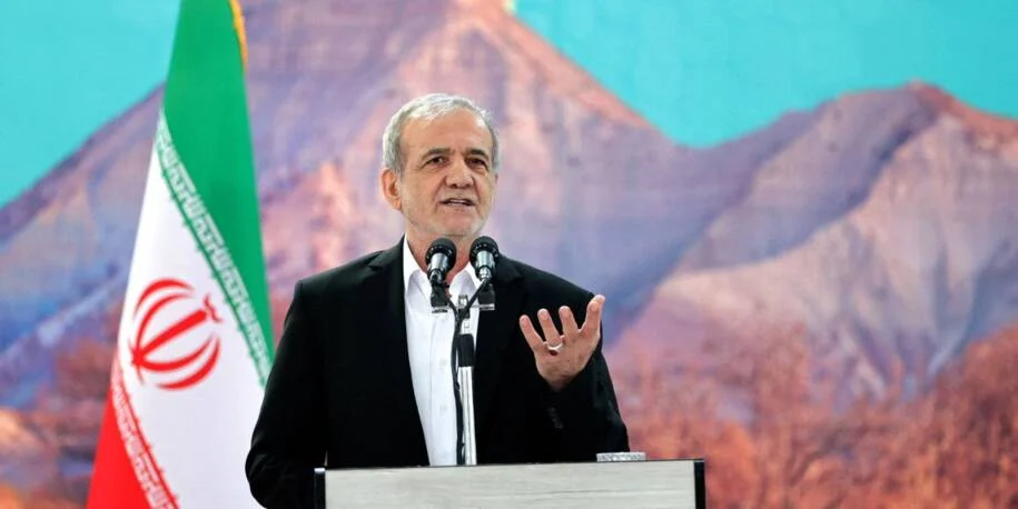 Masoud Pezeshkian afirma que Irã não tem inimizade com o povo dos EUA em carta