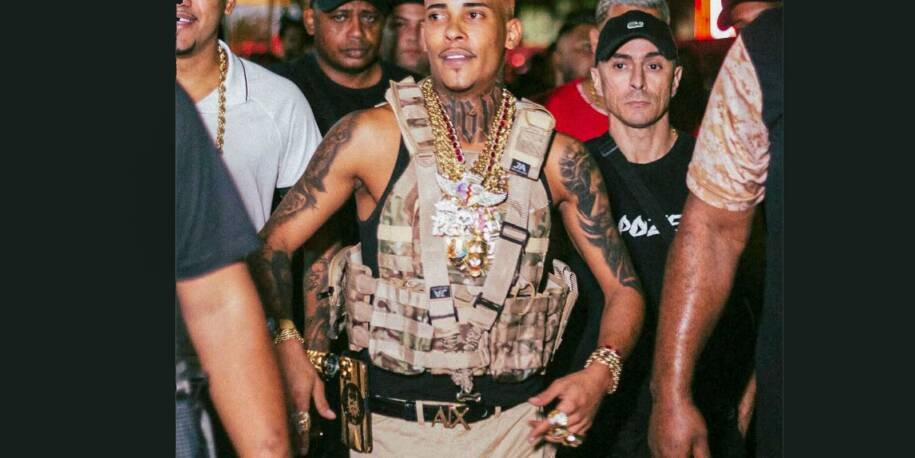 MC Poze do Rodo é mantido preso em audiência após Operação Narcofluxo