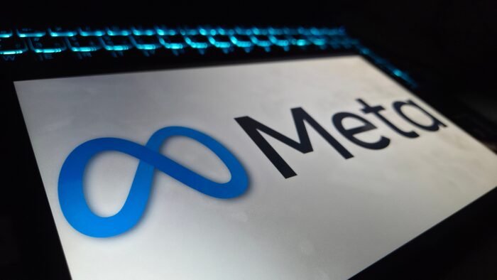 Meta anuncia demissões na Covalen e gera crise entre 700 funcionários na Irlanda