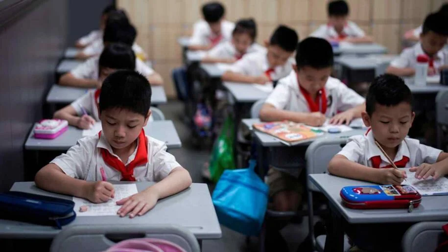 Ministério da Educação da China proíbe provas no ensino fundamental e gera polêmica