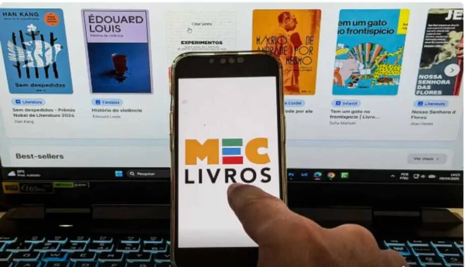 Ministério da Educação registra 122 mil empréstimos em uma semana de MEC Livros