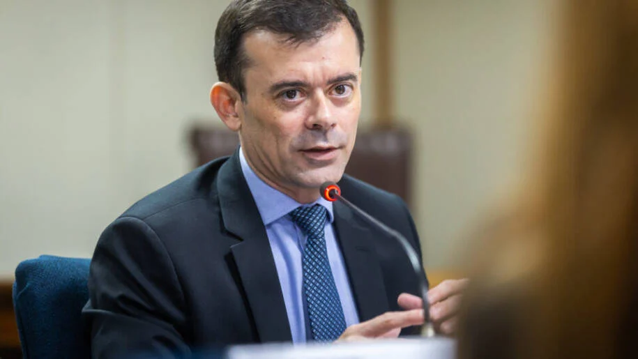 Ministério da Fazenda confirma mais de 20 estados na subvenção do diesel; RJ hesita