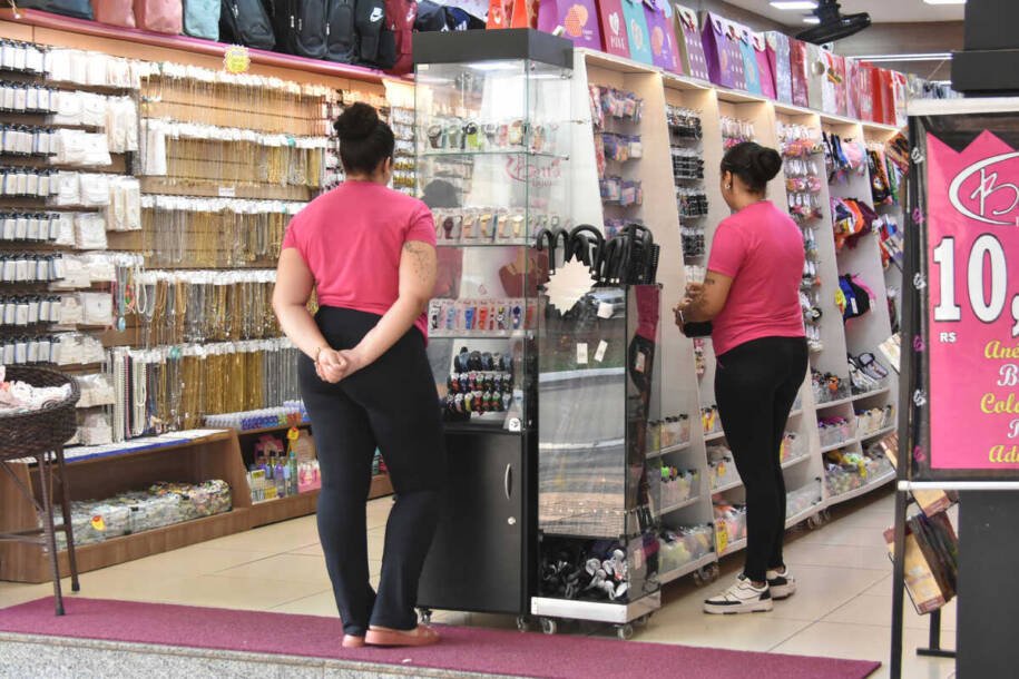 Ministério do Trabalho revela que mulheres em MS recebem 26% menos que homens