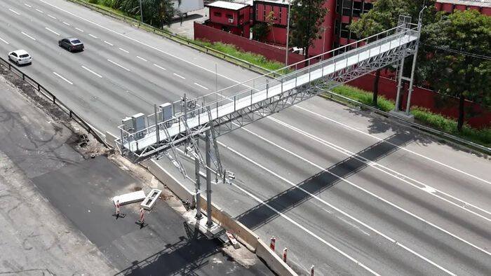Ministério dos Transportes suspende 3,4 milhões de multas e motoristas reagem