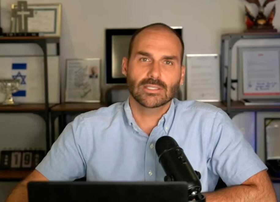 Ministro Alexandre de Moraes condena Eduardo Bolsonaro a um ano por difamação