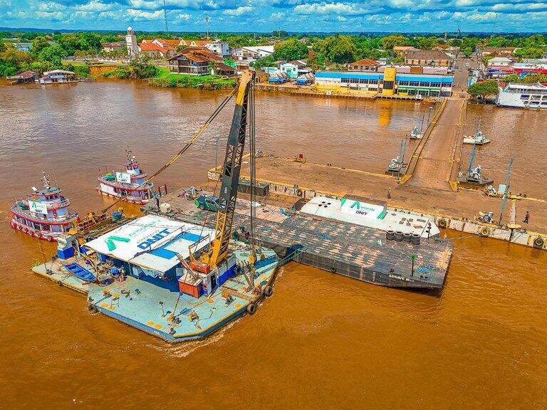 Ministro Tomé Franca anuncia licitação de R$ 51,3 milhões para IP4 em Parintins