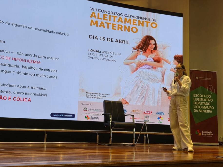 Pediatra Paola Marian Bridi revela desafios da amamentação no Congresso SC