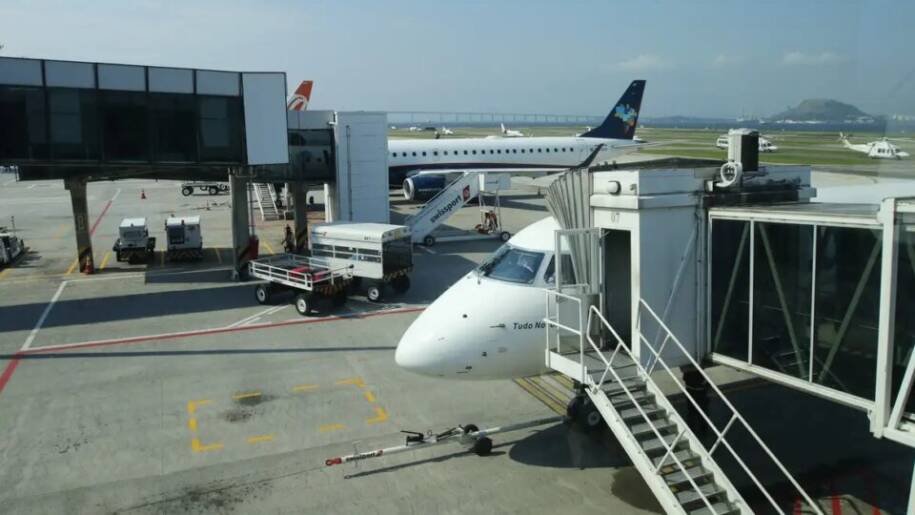 Petrobras decide reajustar querosene de aviação em 18% e evita crise nas passagens