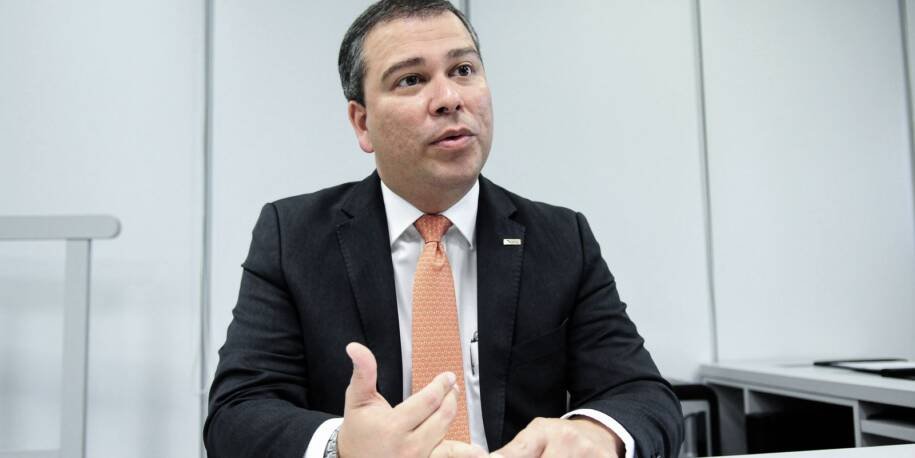 Polícia Federal prende ex-presidente do BRB Paulo Henrique Costa por propina milionária