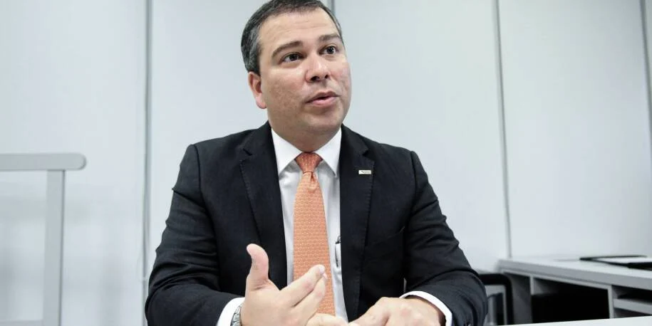 Polícia Federal prende ex-presidente do BRB Paulo Henrique Costa por propina milionária