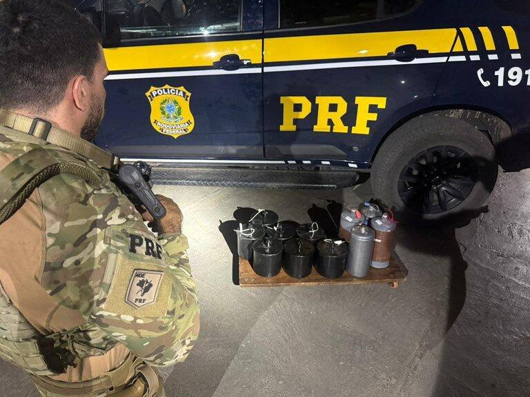 Polícia Rodoviária Federal apreende 400 kg de mercúrio em Roraima e investiga