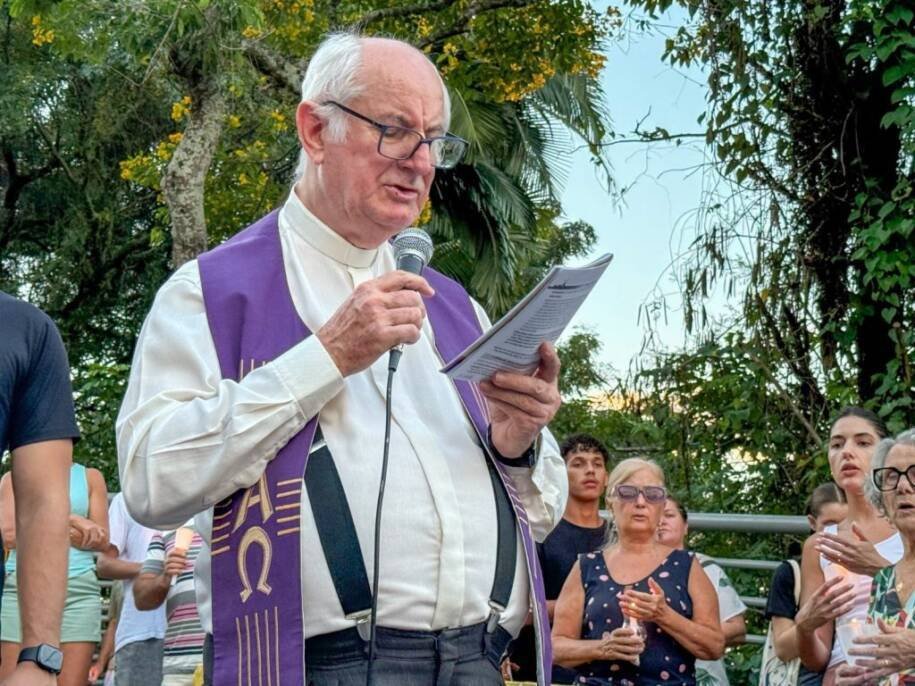 Prefeita Juliana Pavan destaca emoção da Sexta-feira Santa em Balneário Camboriú