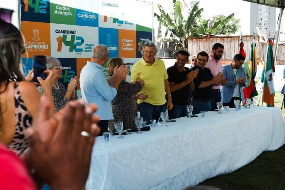 Prefeito Leonel Pavan inaugura Centro-Dia em Camboriú e garante dignidade aos idosos