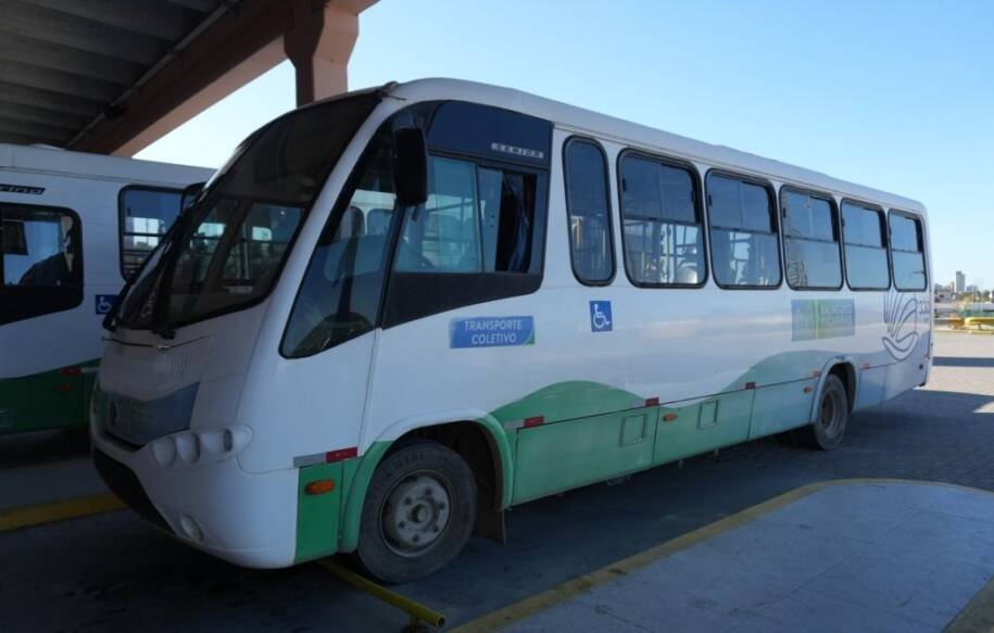 Prefeitura de Balneário Piçarras atualiza horários do transporte público gratuito e gera polêmica