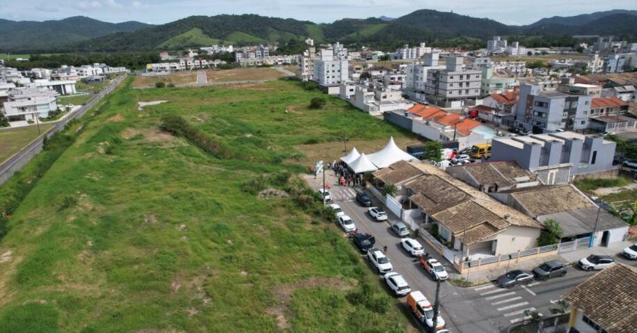 Prefeitura de Camboriú doa terreno de 7.106 m² para subestação da Celesc