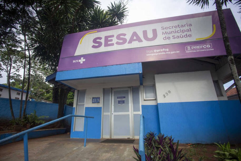 Prefeitura de Campo Grande promete solução para filas de saúde em 180 dias