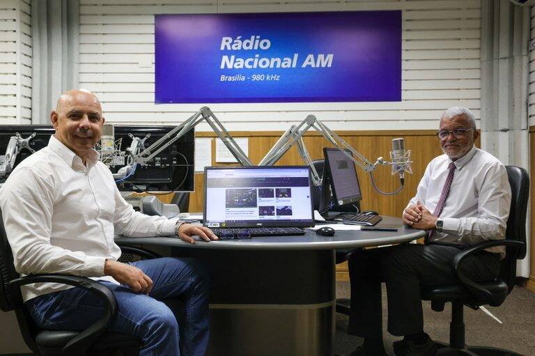 Rádio Nacional lança 'Frequência Nacional' com debates sobre eleições e cultura