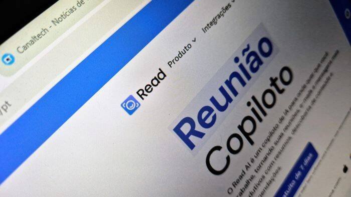 Read AI revela Ada e transforma e-mails com IA, mas usuários temem privacidade