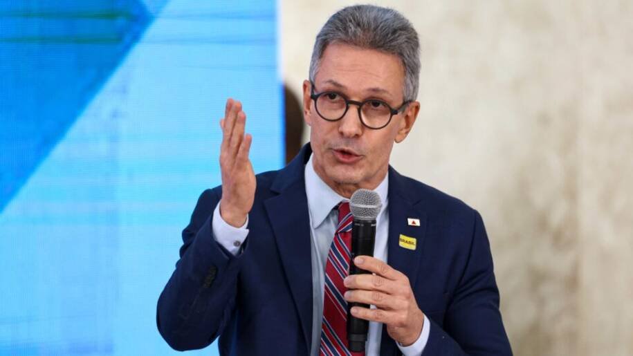 Romeu Zema promete privatizar Petrobras e Banco do Brasil em ataque ao governo Lula