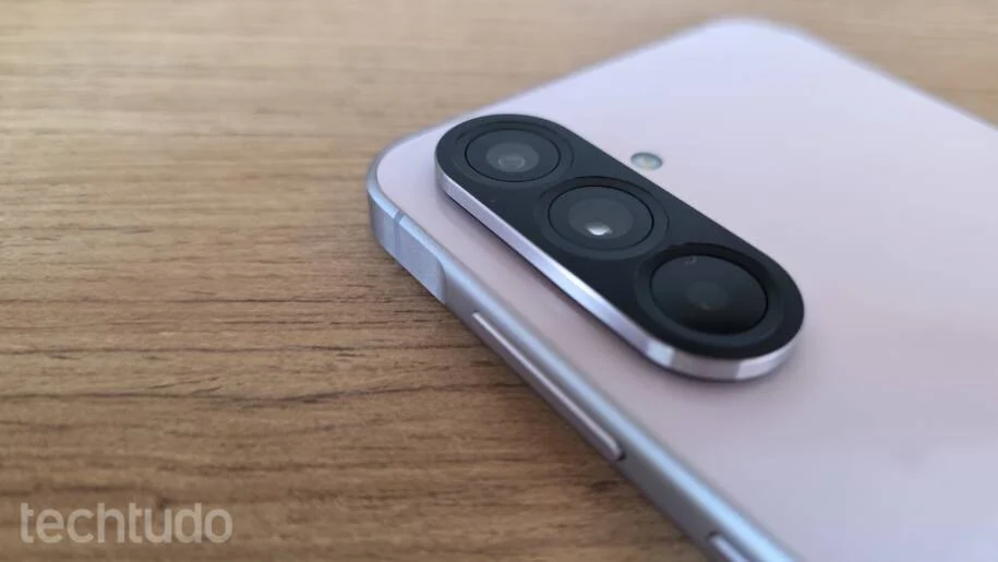 Samsung Galaxy A56 5G despenca para R$ 1.998 e gera expectativa entre consumidores