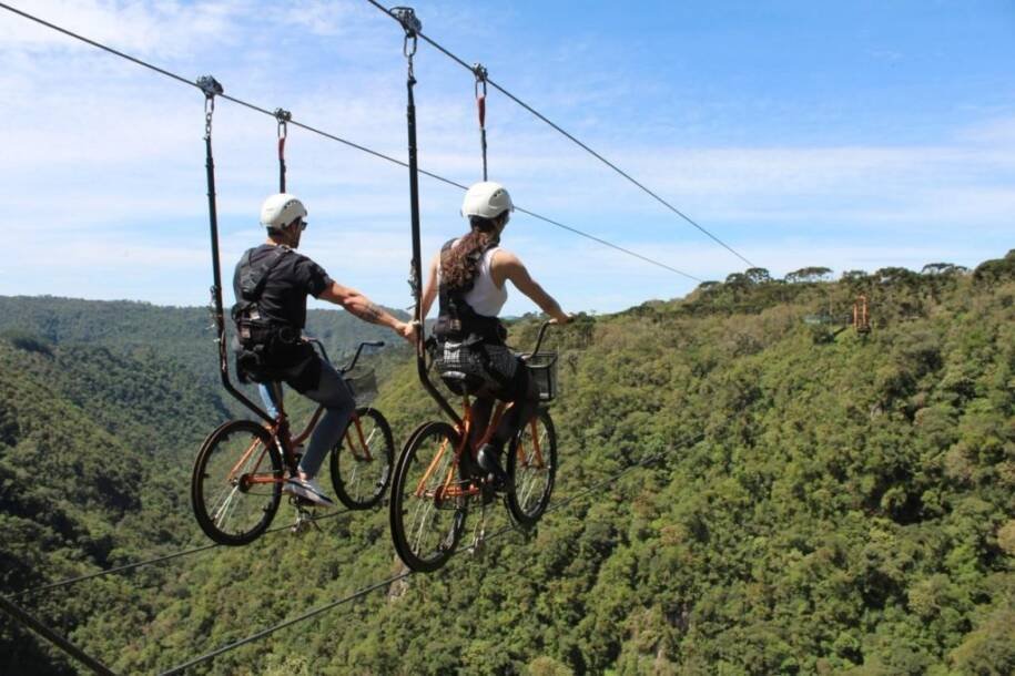 Santa Catarina fortalece turismo de aventura com opções radicais e únicas