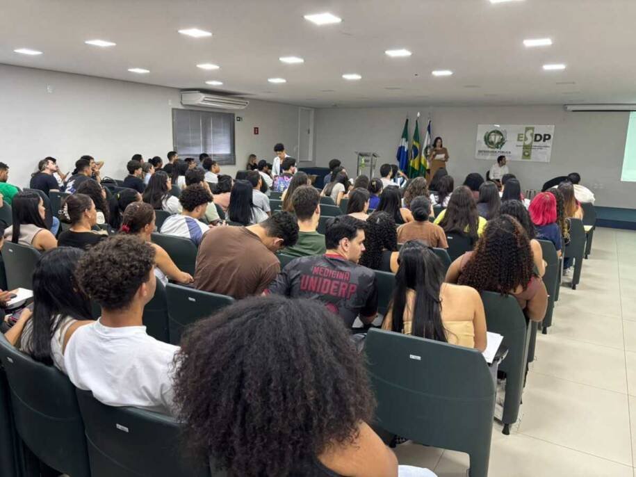 Sead convoca 750 estudantes para auxílio de R$ 1,6 mil e gera expectativa