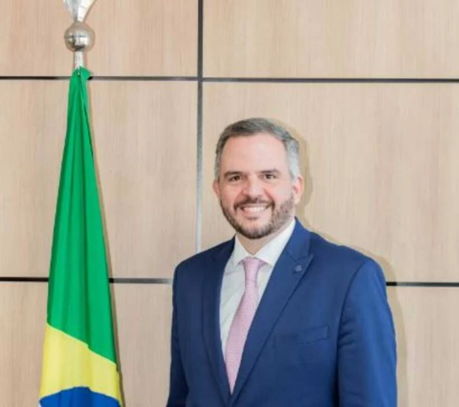 Silvio Costa Filho deixa Ministério de Portos e Aeroportos e gera expectativa eleitoral