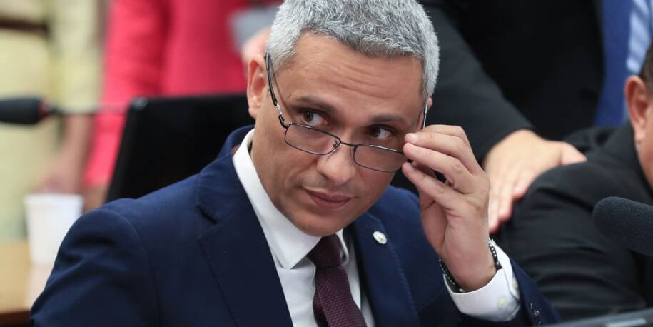 STF torna deputado Gustavo Gayer réu por injúria contra Lula e manipulação de imagem